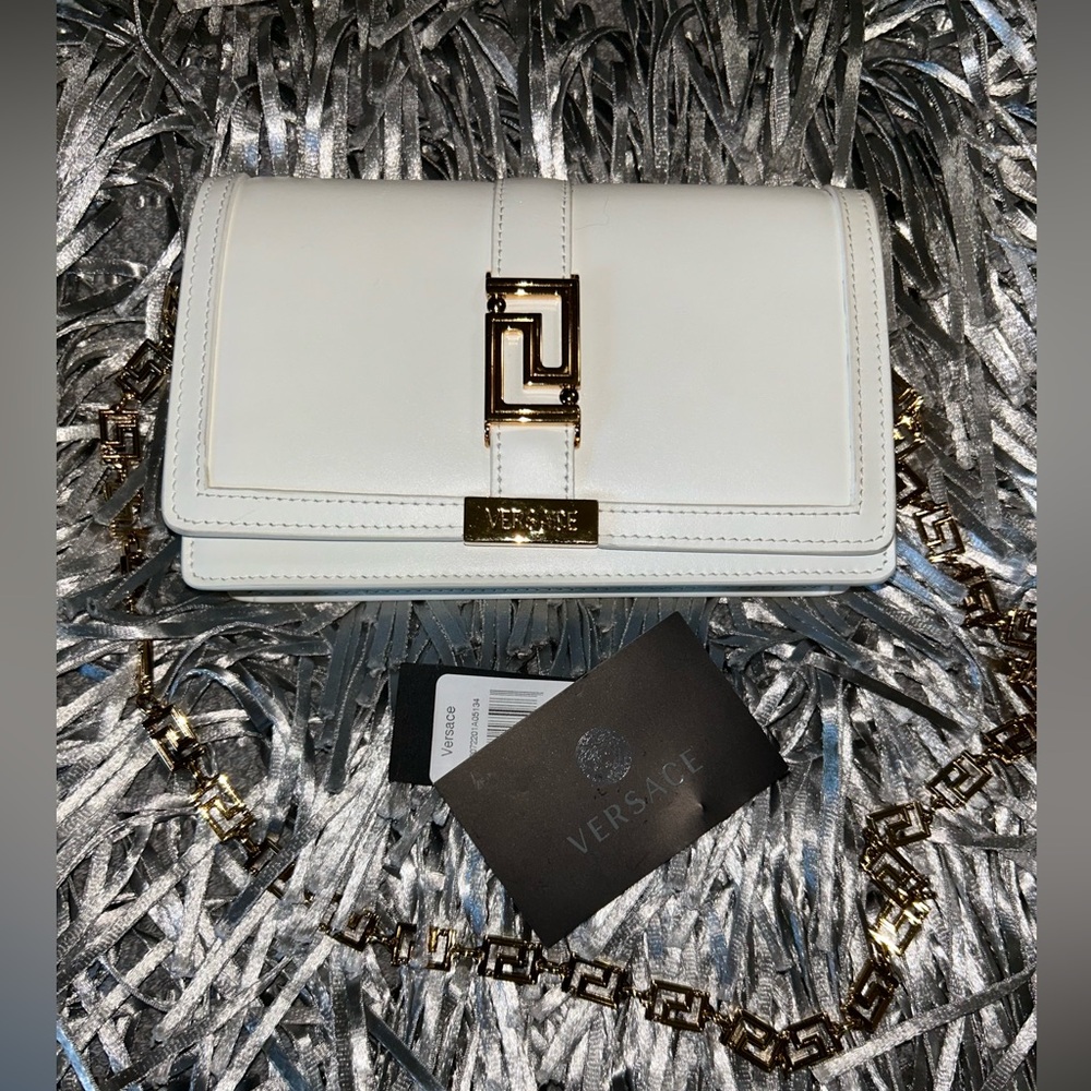 NWT Versace Women's White Greca Goddess Wallet On Chain